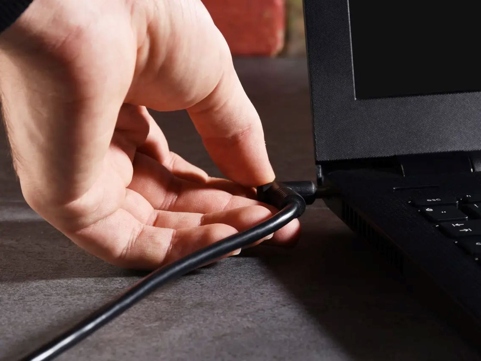 Charging Woes: Troubleshooting Laptop Battery Issues
