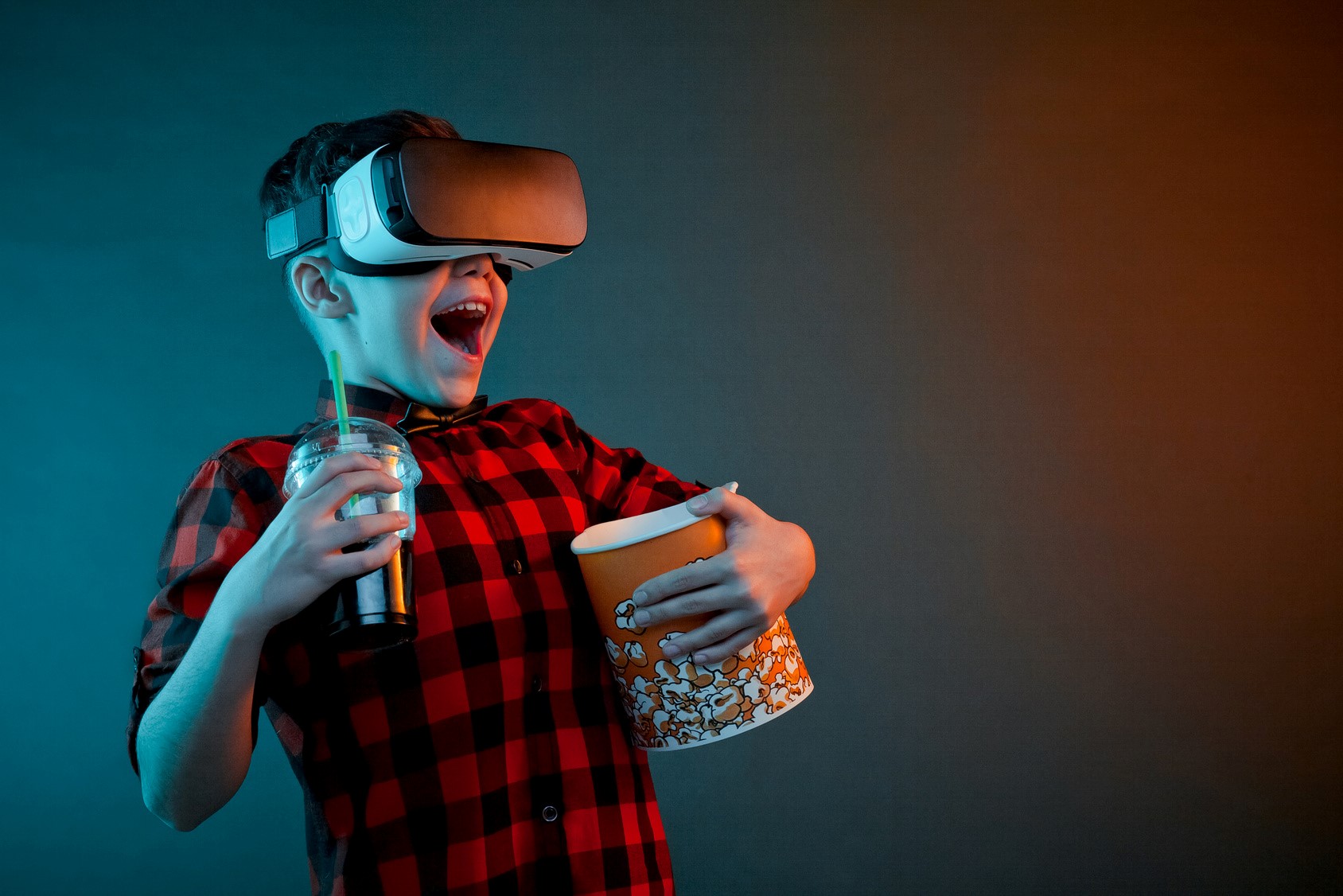 Cinematic Experiences: Watching Movies In Virtual Reality