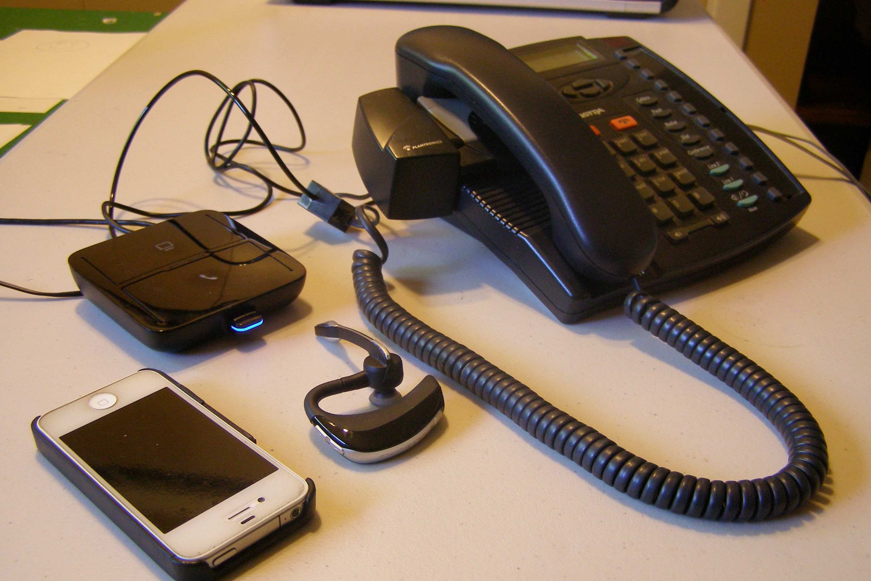Connecting A Wireless Headset To A Polycom Phone
