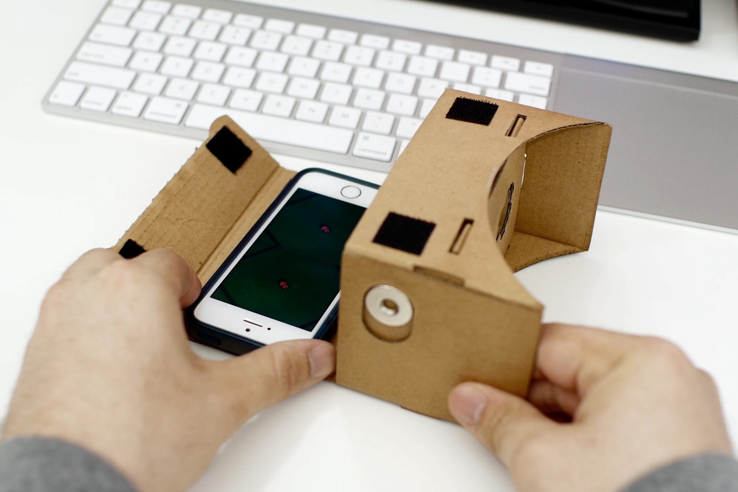 DIY Virtual Reality: Creating Cardboard VR On A Budget