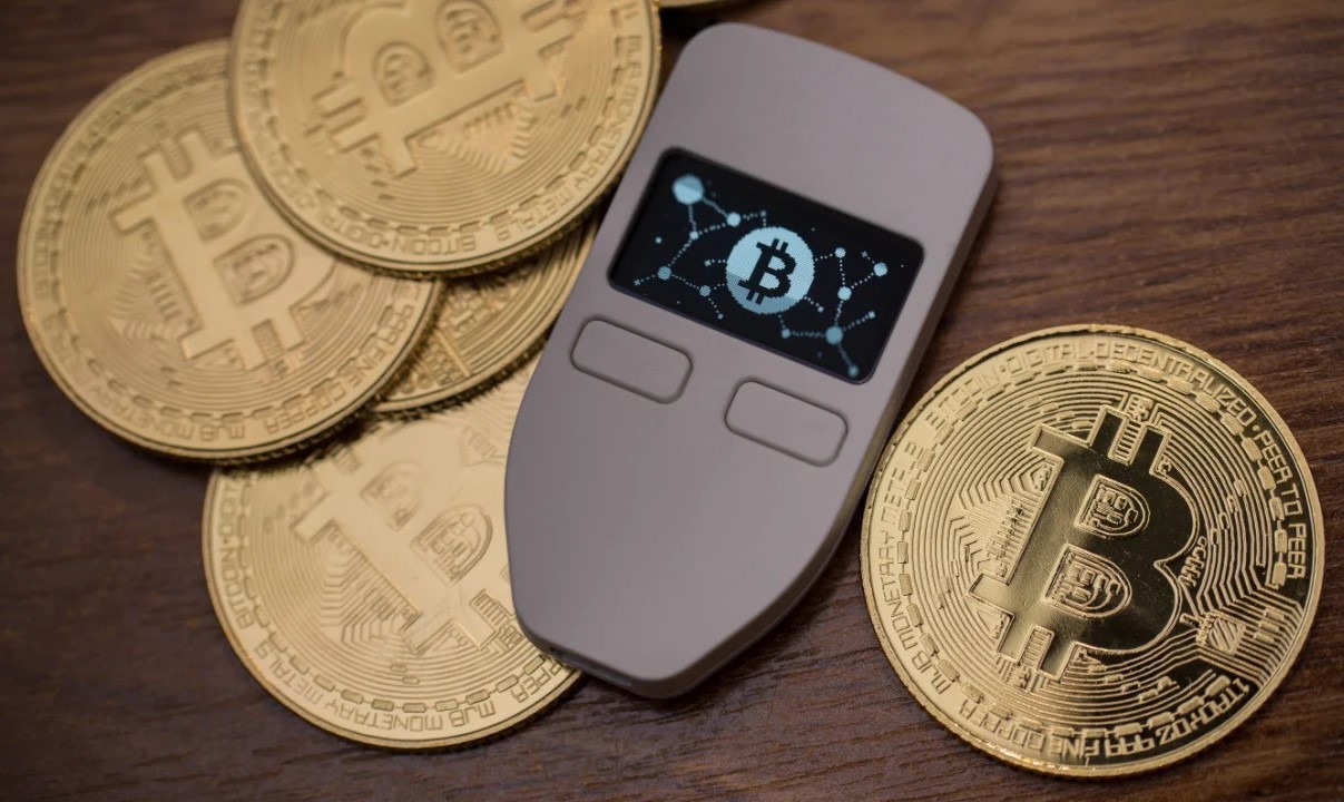 does-trezor-know-how-much-bitcoin-i-have