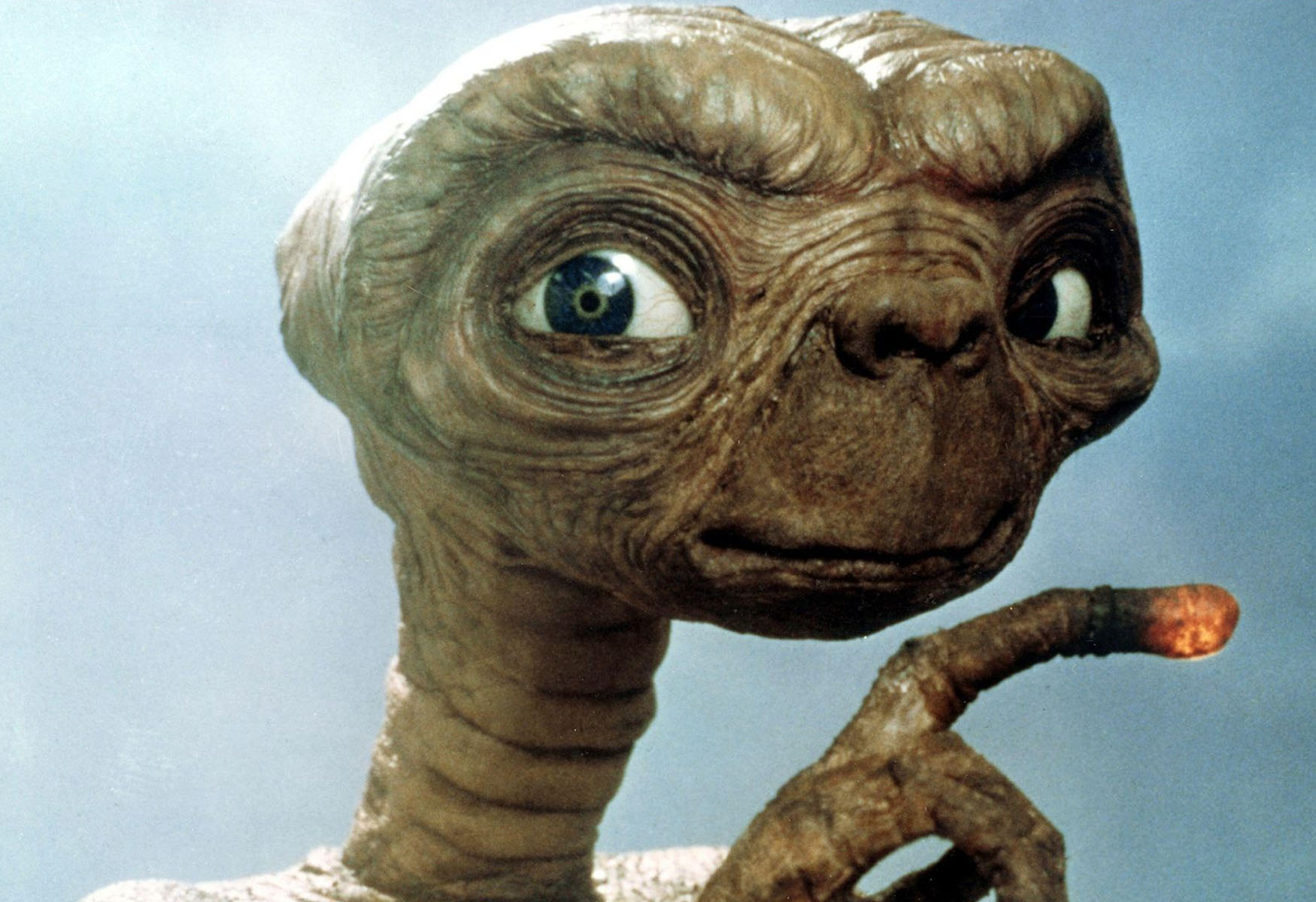 E.T. Animatronic Head Fetches $635,000 In Auction
