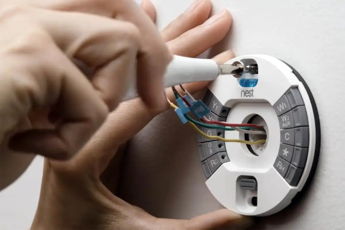 Explaining The Functionality Of Nest Power Connector