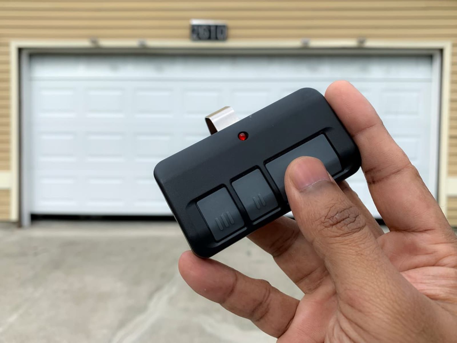 Garage Door Opener Power: Battery Replacement Guide