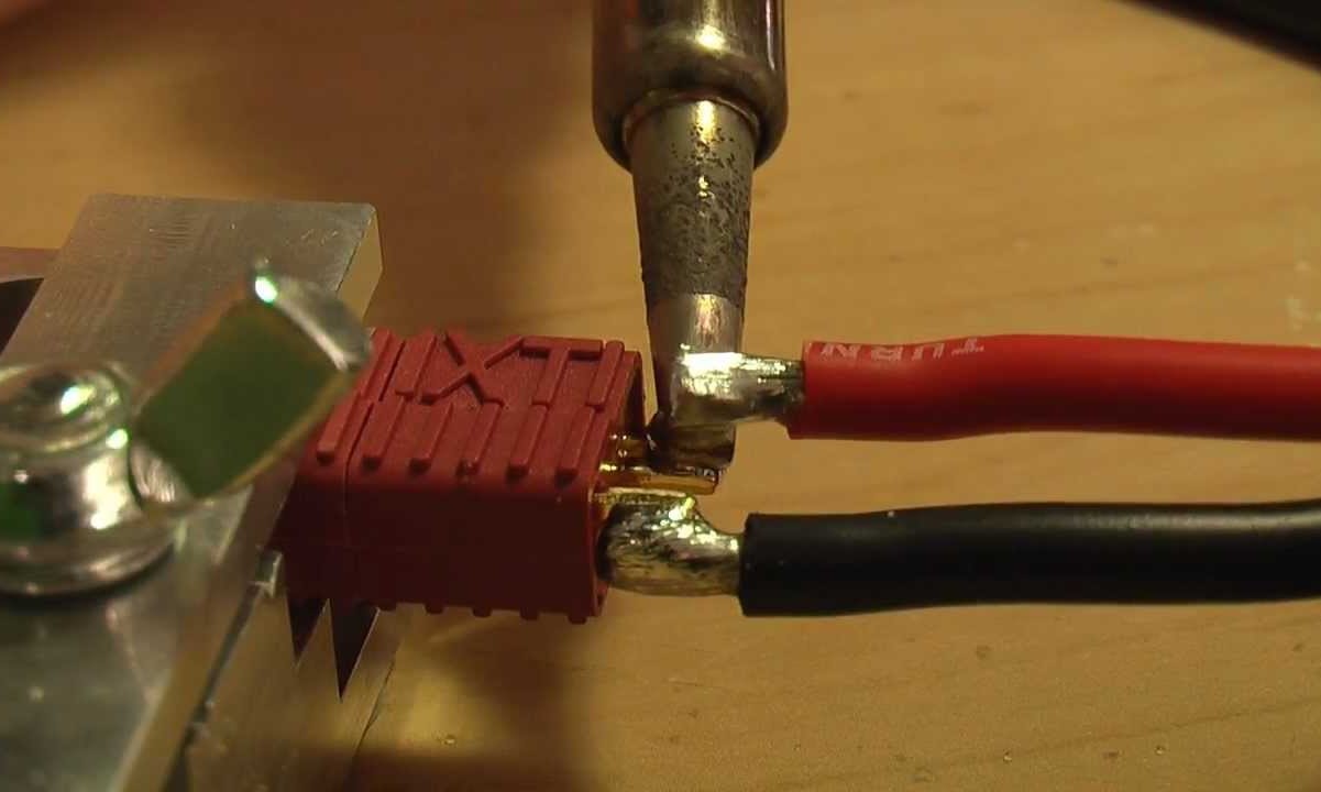 Guide On Soldering A Deans Connector