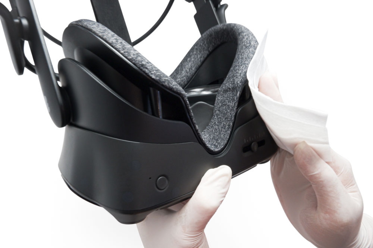 How To Clean Oculus Rift