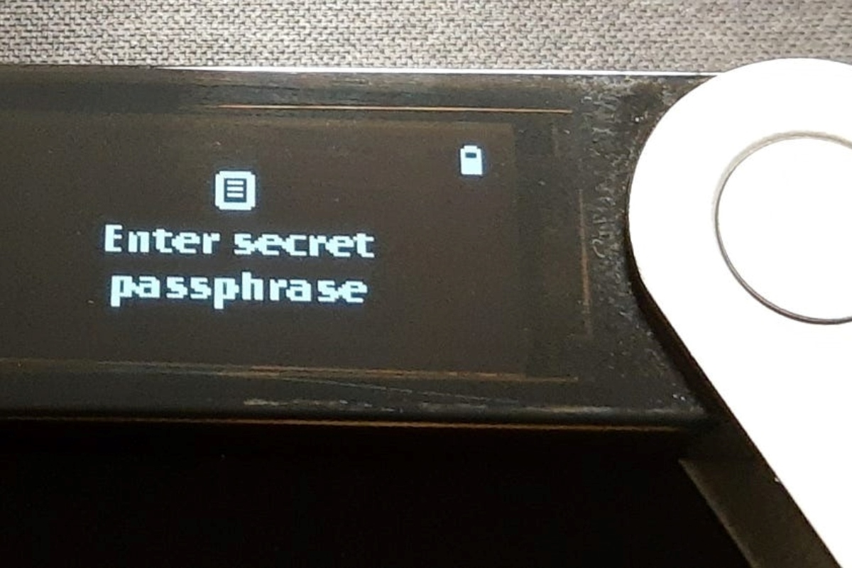 How To Enter Passphrase On Ledger Nano S