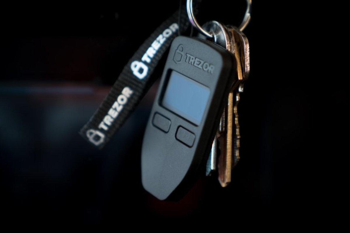 How To Hook Up The Trezor Keychain