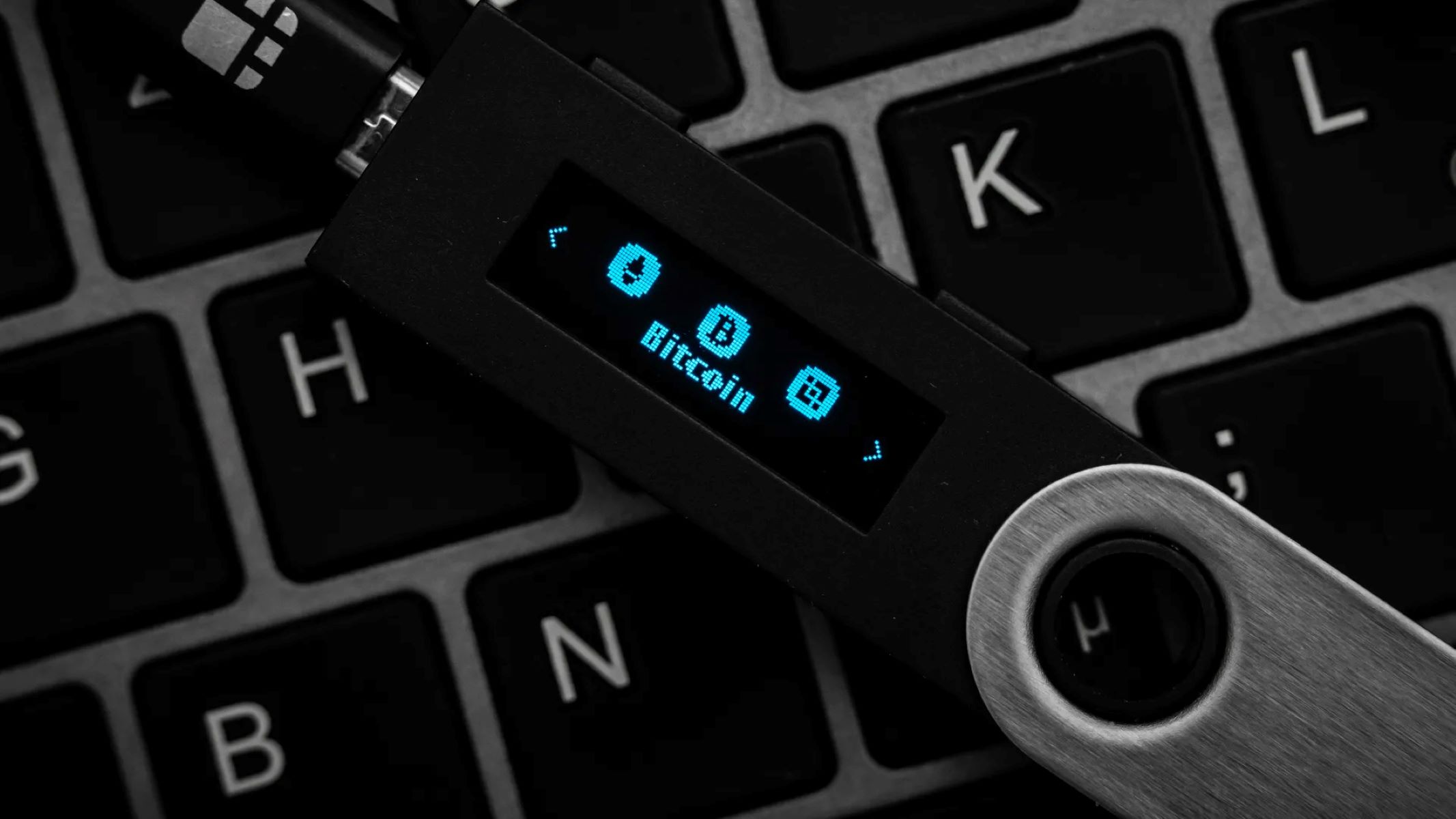 How To Make A Hardware Wallet With A USB Stick
