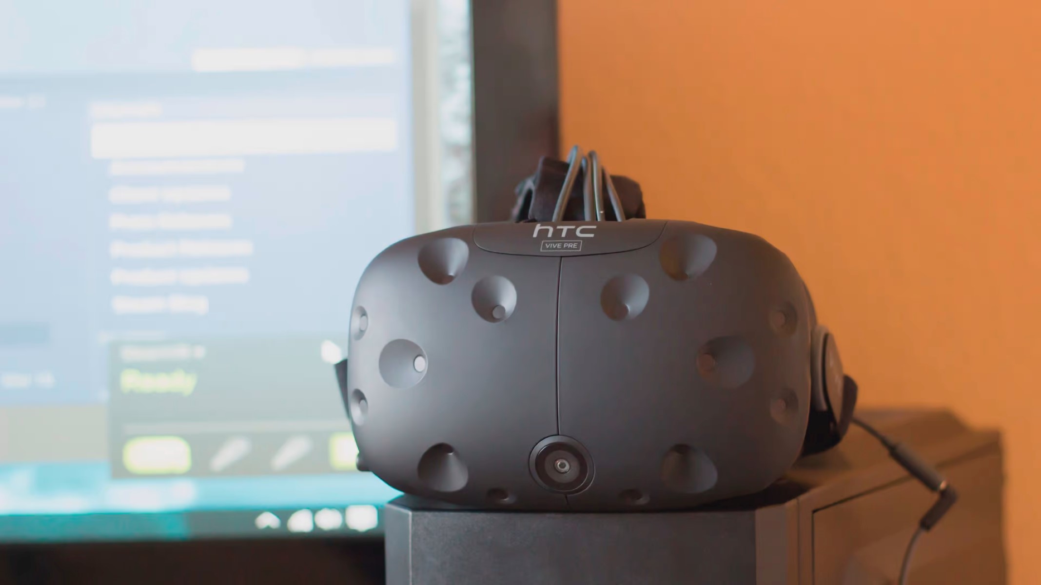How To Mount HTC Vive System Without Screws In The Wall