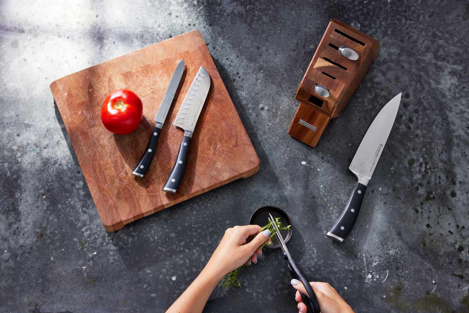 impress-your-favorite-home-chef-with-a-japanese-knife-set