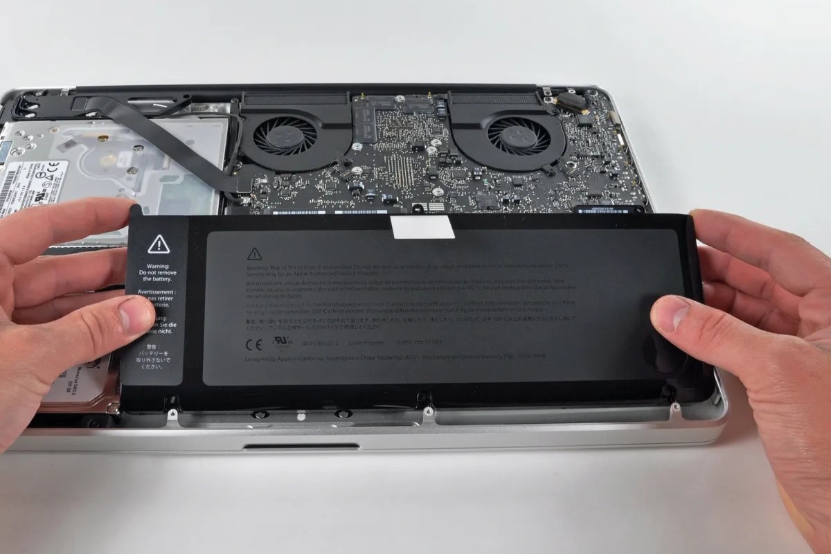 MacBook Pro TLC: A Guide To Battery Replacement