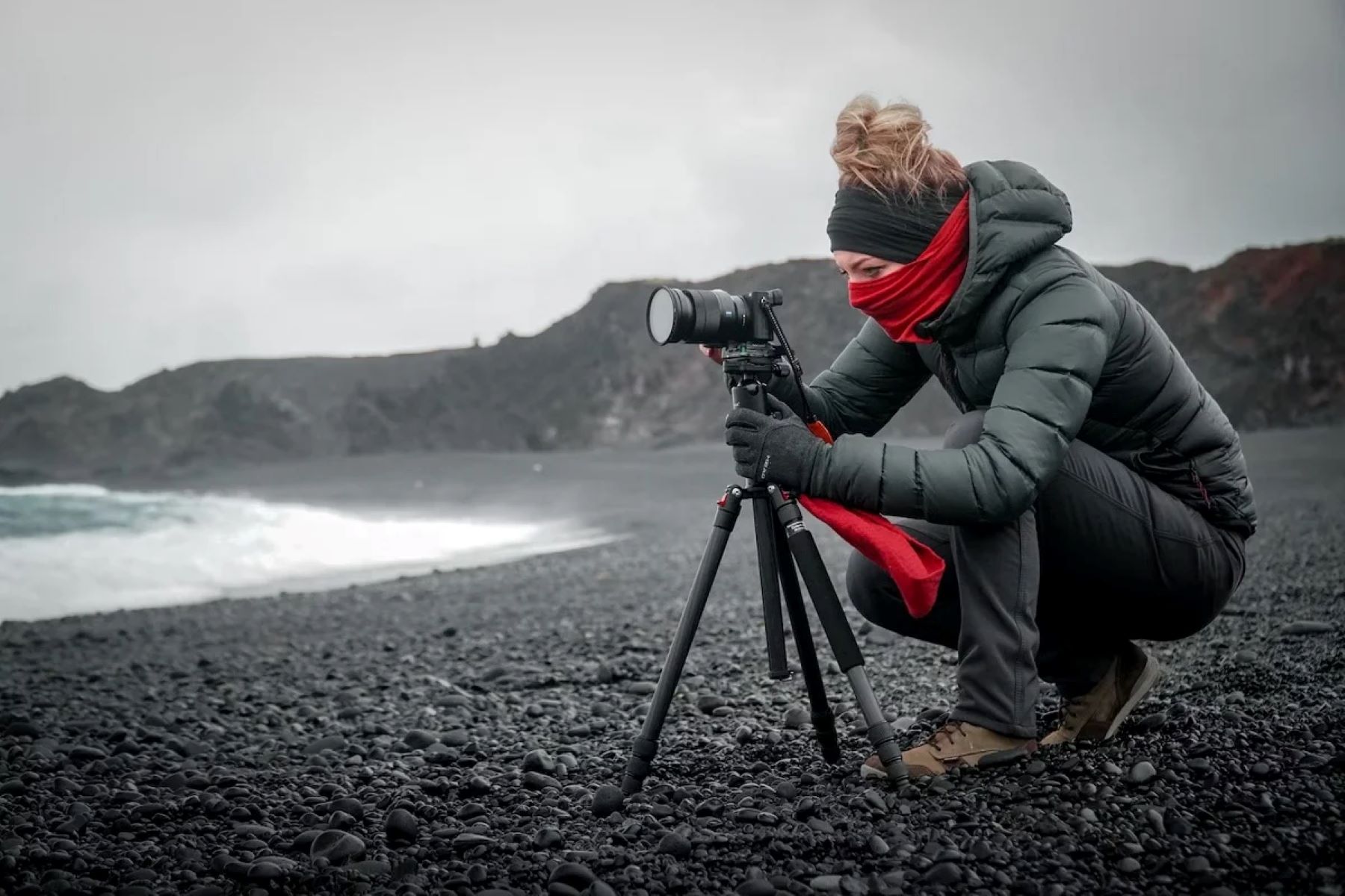 mastering-the-art-of-setting-up-your-camera-tripod
