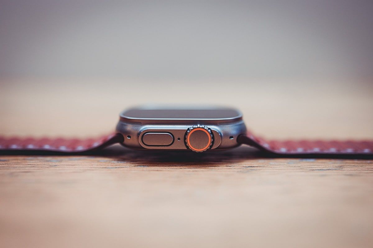 power-button-alternatives-turning-on-your-smartwatch-without-hassle