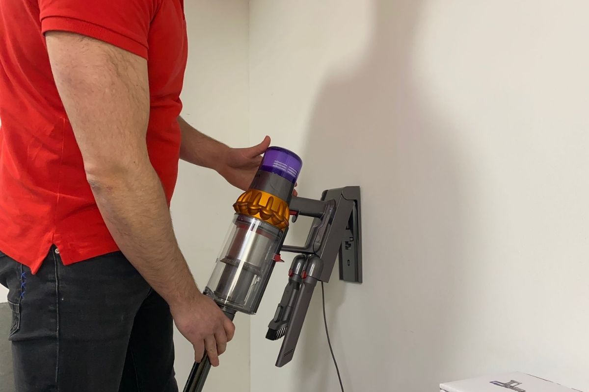 Proper Placement Of Dyson Docking Station: Tips And Recommendations