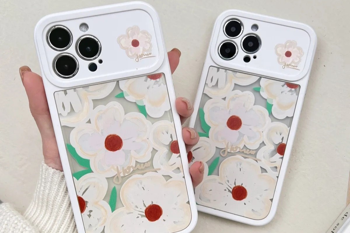 Restoring Your Phone Case To Its Original White