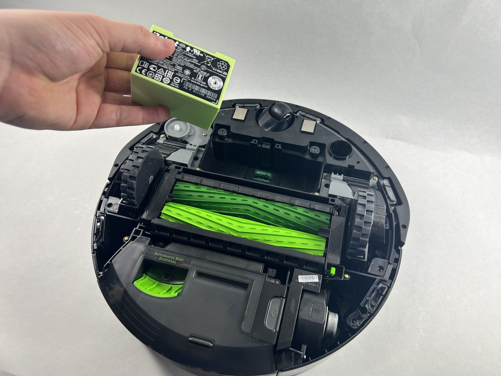 Roomba Battery Replacement Guide: DIY Tips