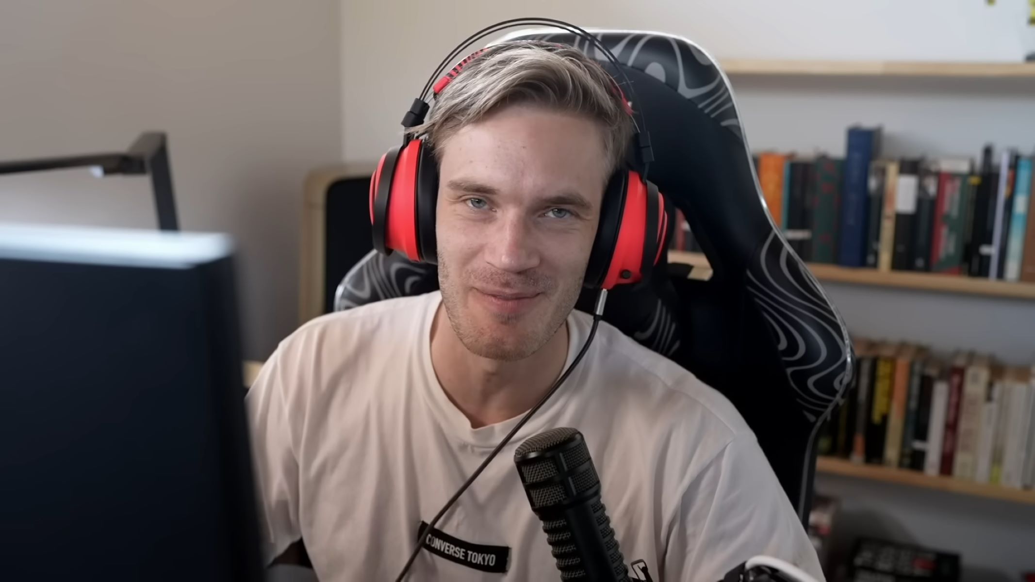 the-preferred-headset-of-pewdiepie-revealed