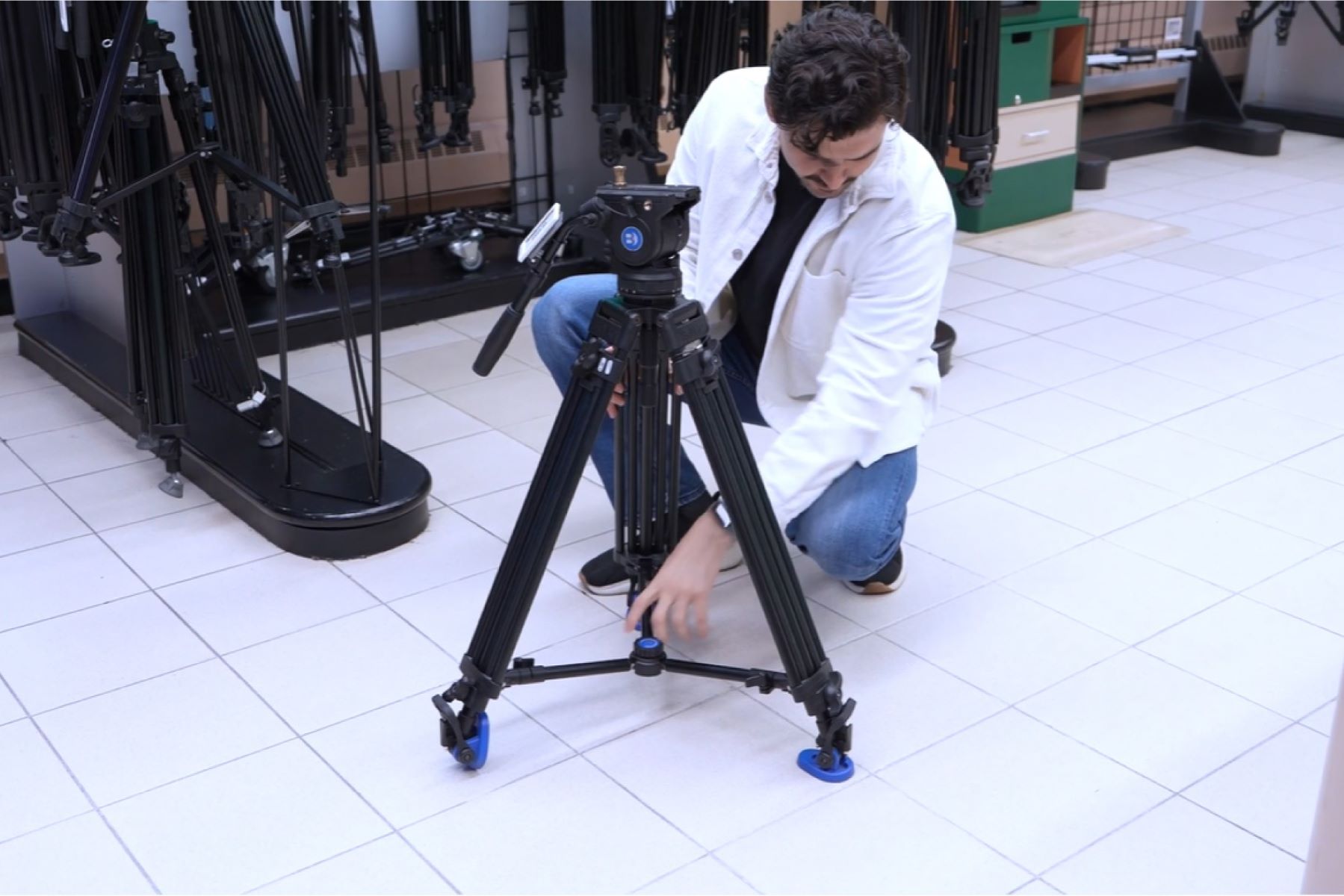 Tips For Carrying And Transporting Your Camera Tripod