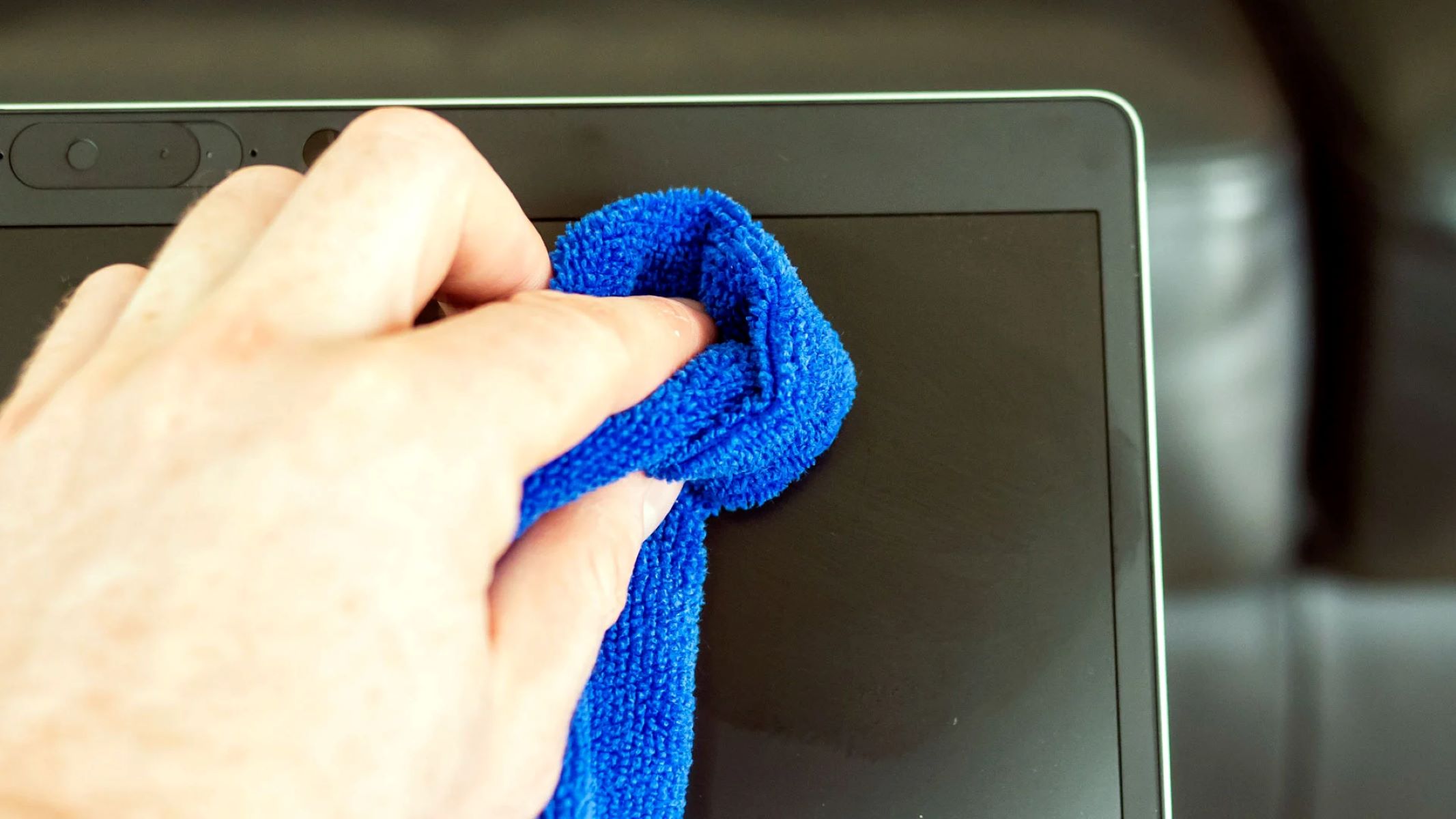 tips-for-cleaning-and-maintaining-your-touchscreen-laptop