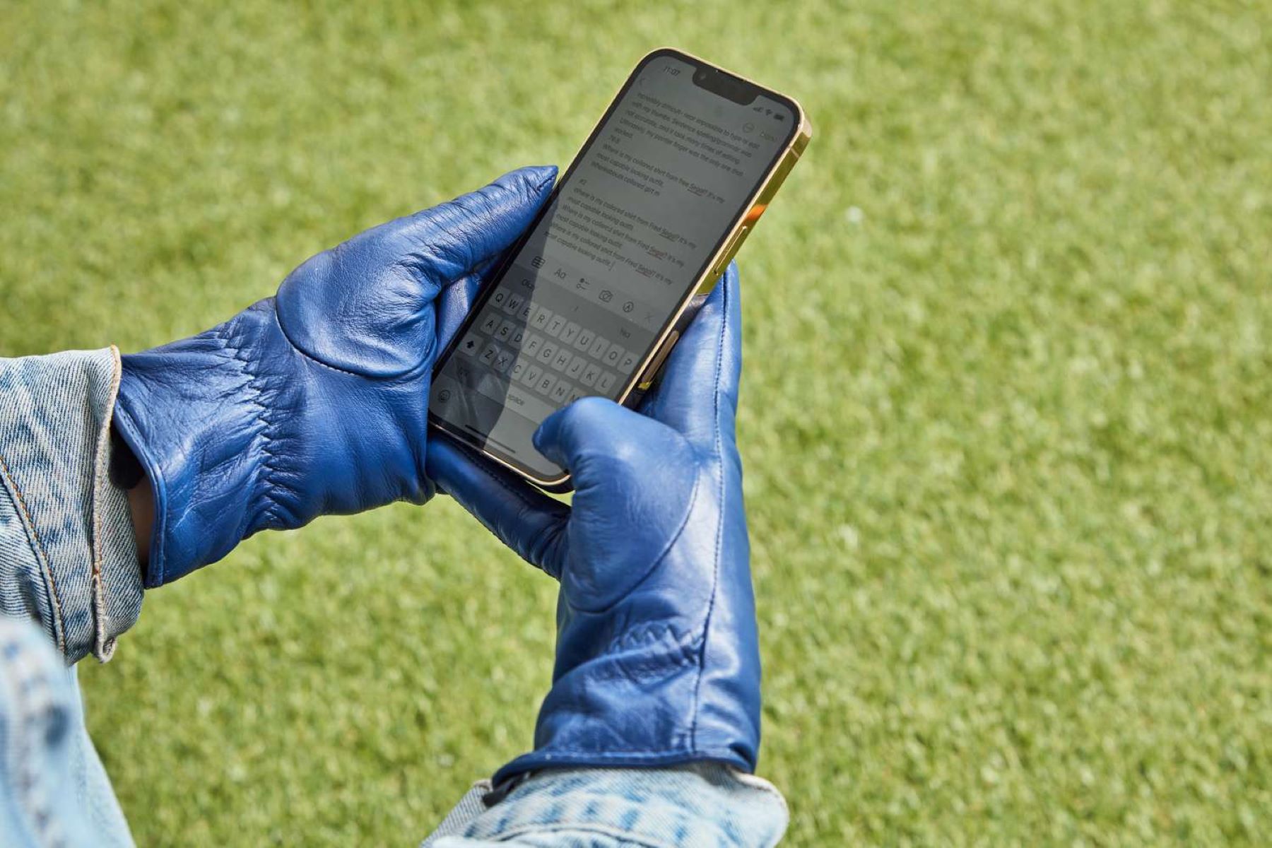 Touchscreen Compatibility: Making Your Gloves Work With Touchscreen Devices