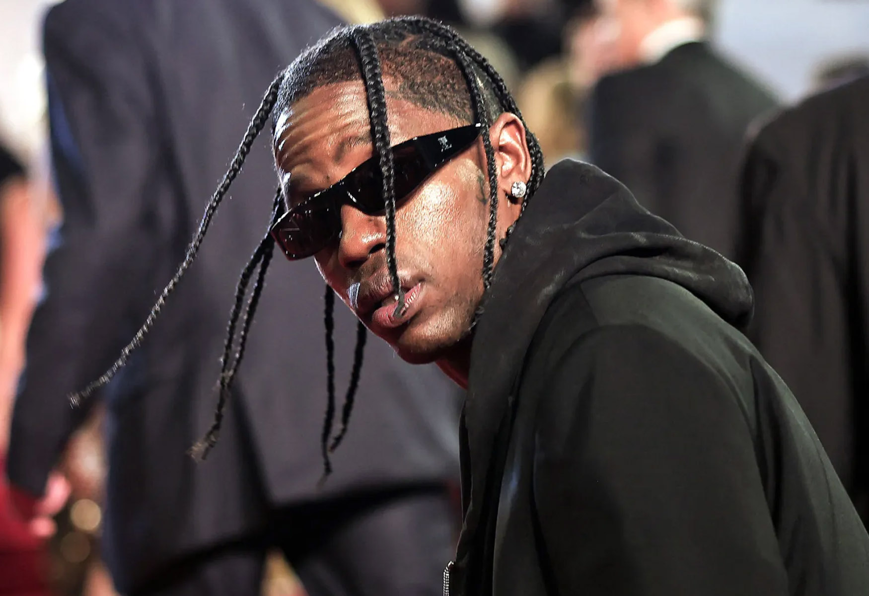 Travis Scott’s Drink Explodes After Getting Hit By Loose Ball During Nets Game