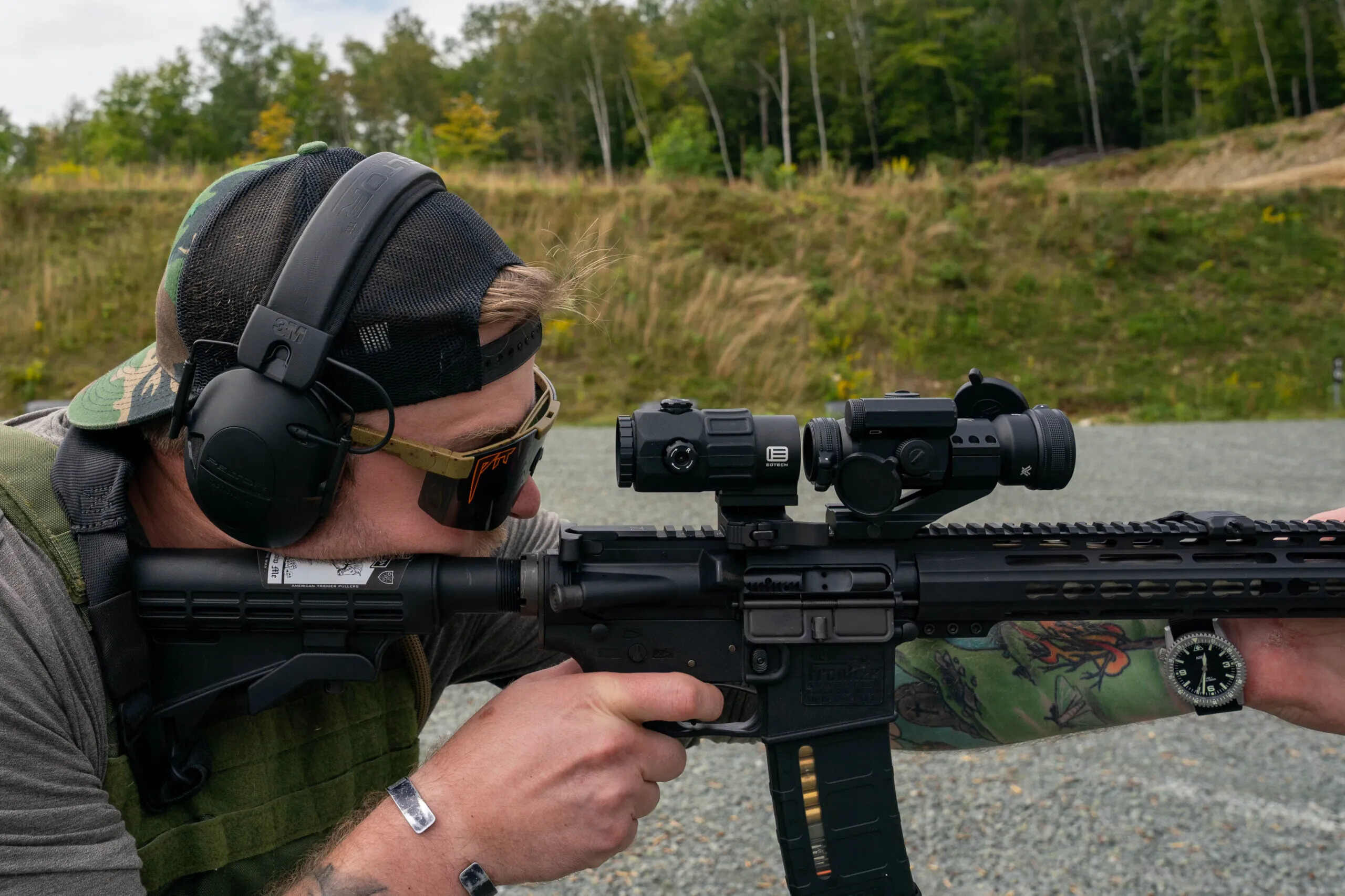 Understanding Functionality: The Role Of A Magnifier On A Red Dot