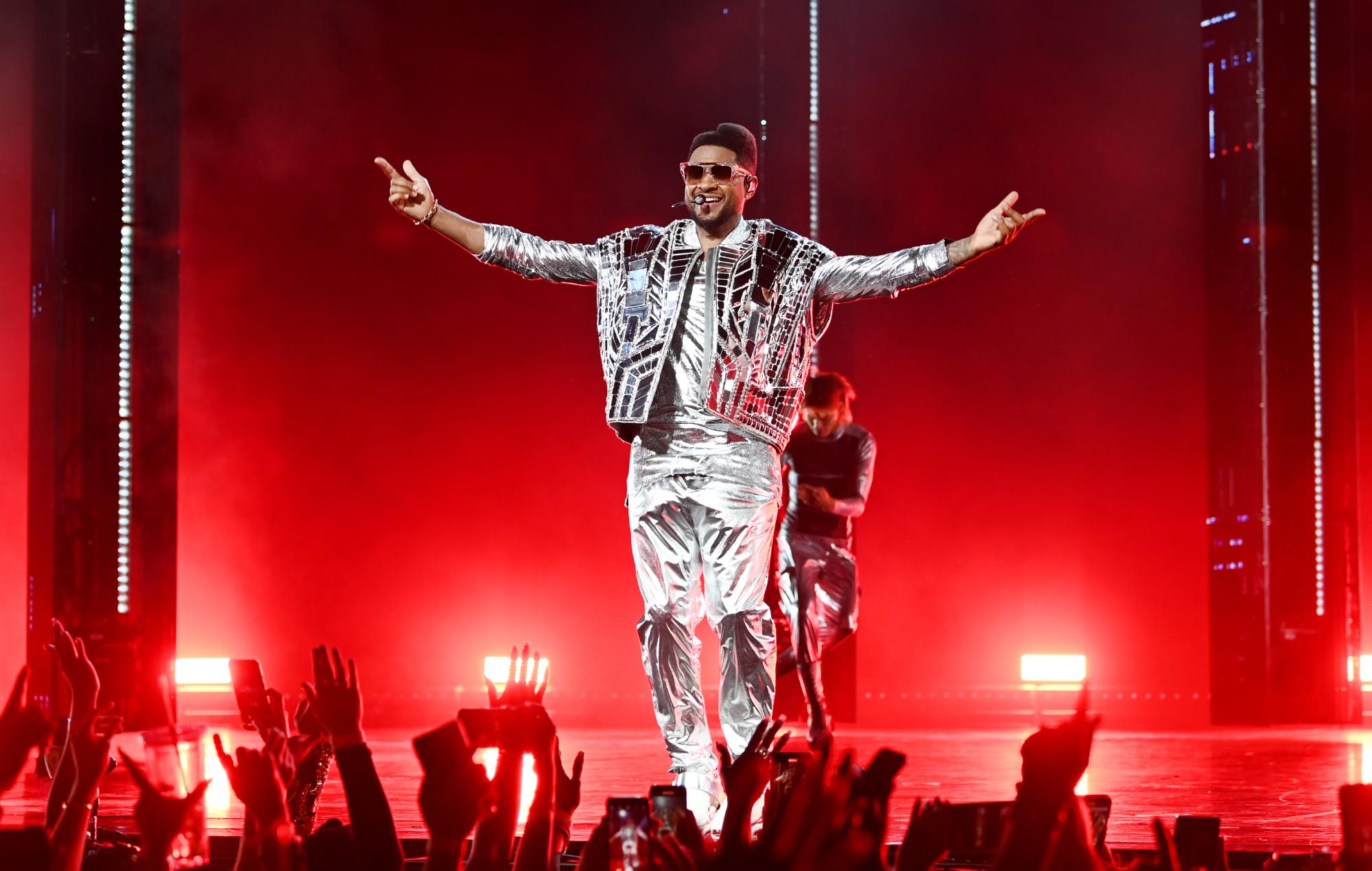 Usher Wraps Up Emotional Vegas Residency With Tears Of Gratitude