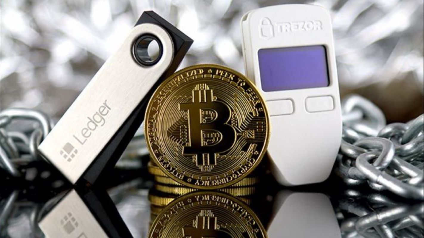 what-is-a-hardware-wallet-for-bitcoin