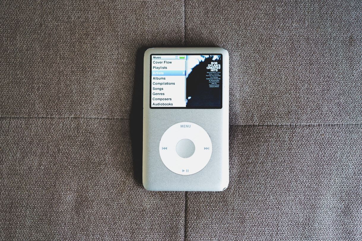 Why I Really Want An Old Click-Wheel iPod
