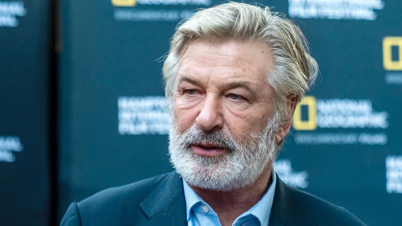 alec-baldwin-faces-new-involuntary-manslaughter-charge-in-rust-case