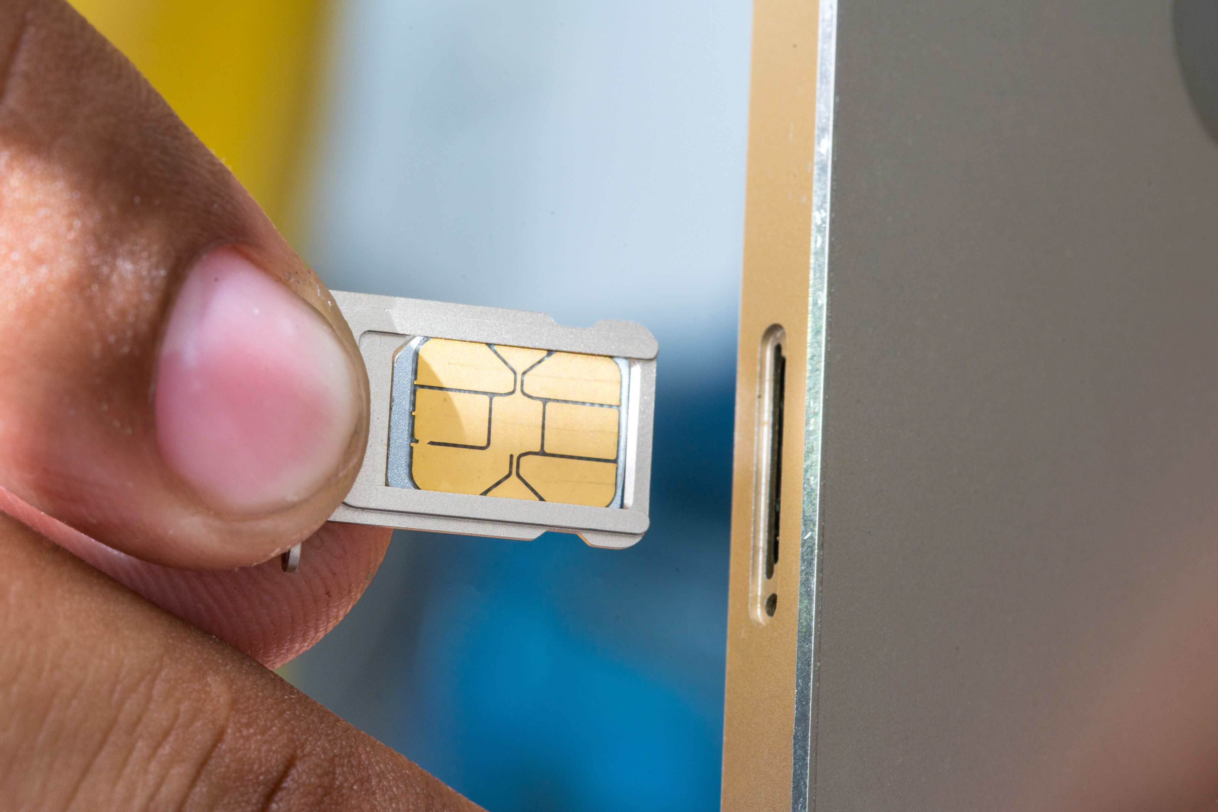 Before Changing SIM Card: Important Precautions