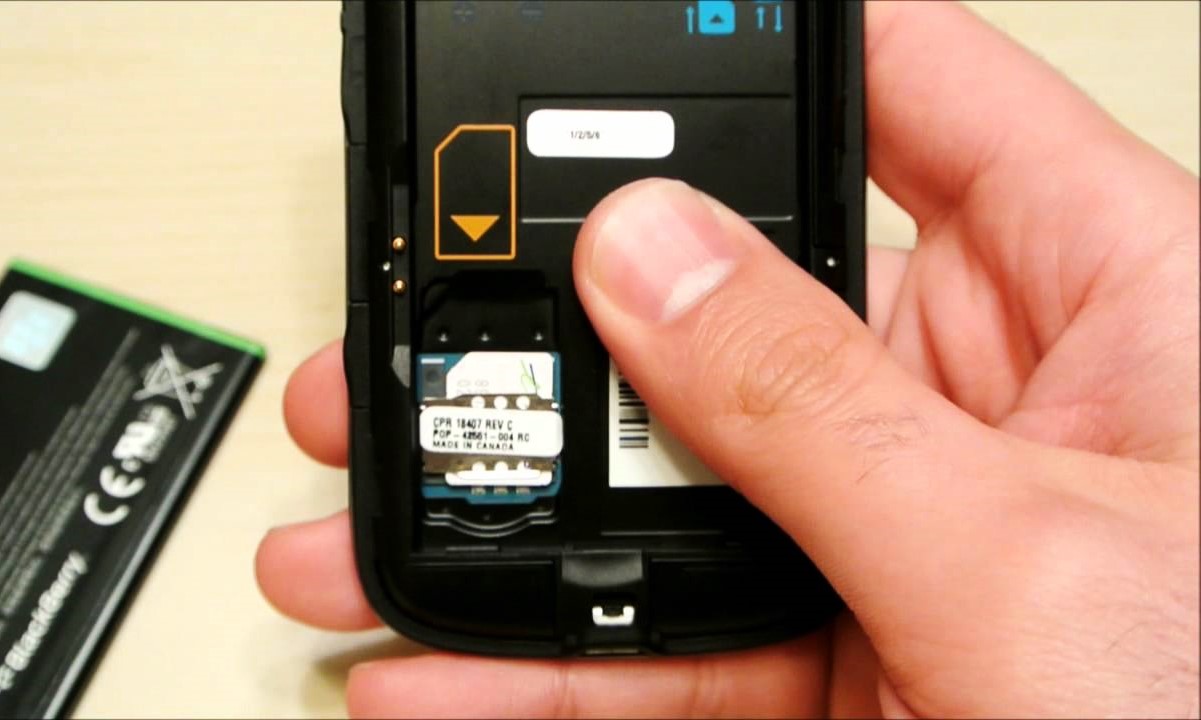 Blackberry Curve SIM Card Removal: Step-by-Step Guide