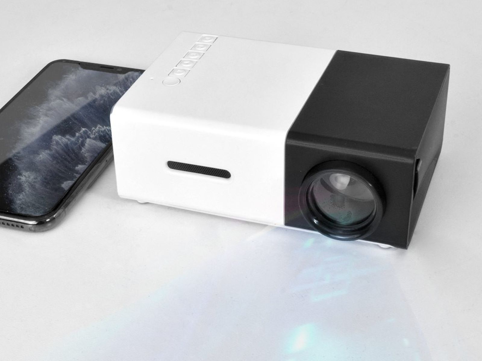 Connecting High Peak Mini Projector To Phone: Step-by-Step Instructions