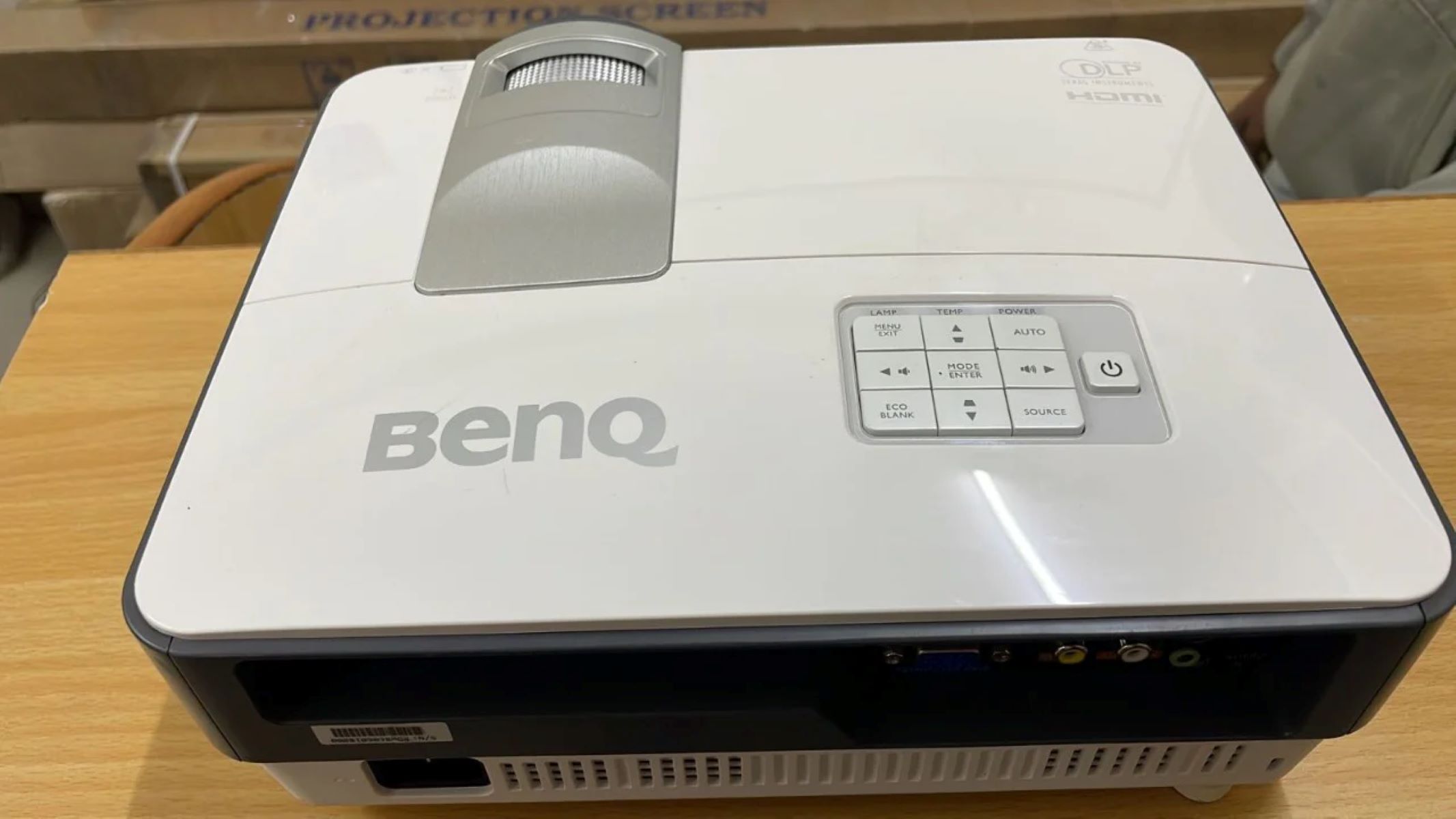 Connecting IPhone To BenQ Projector: A Quick Tutorial