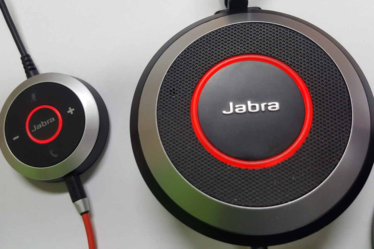 Decoding The Red Light Indicator On Jabra Headsets
