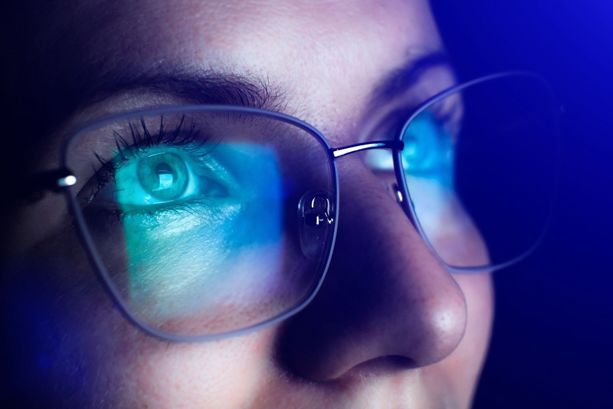 Functional Eyewear: Explaining What Blue Light Glasses Do