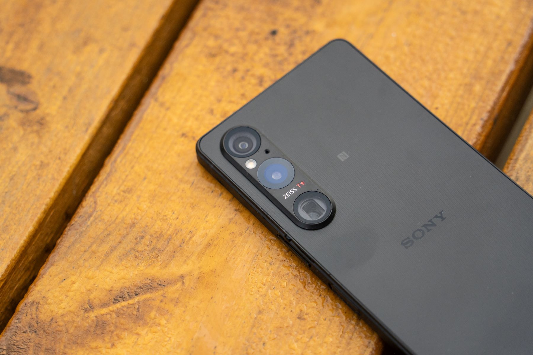 Identifying Sony Xperia Model: A Quick Guide