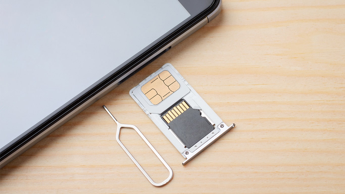 Inserting SD Card In Moto G Phone: Easy Steps