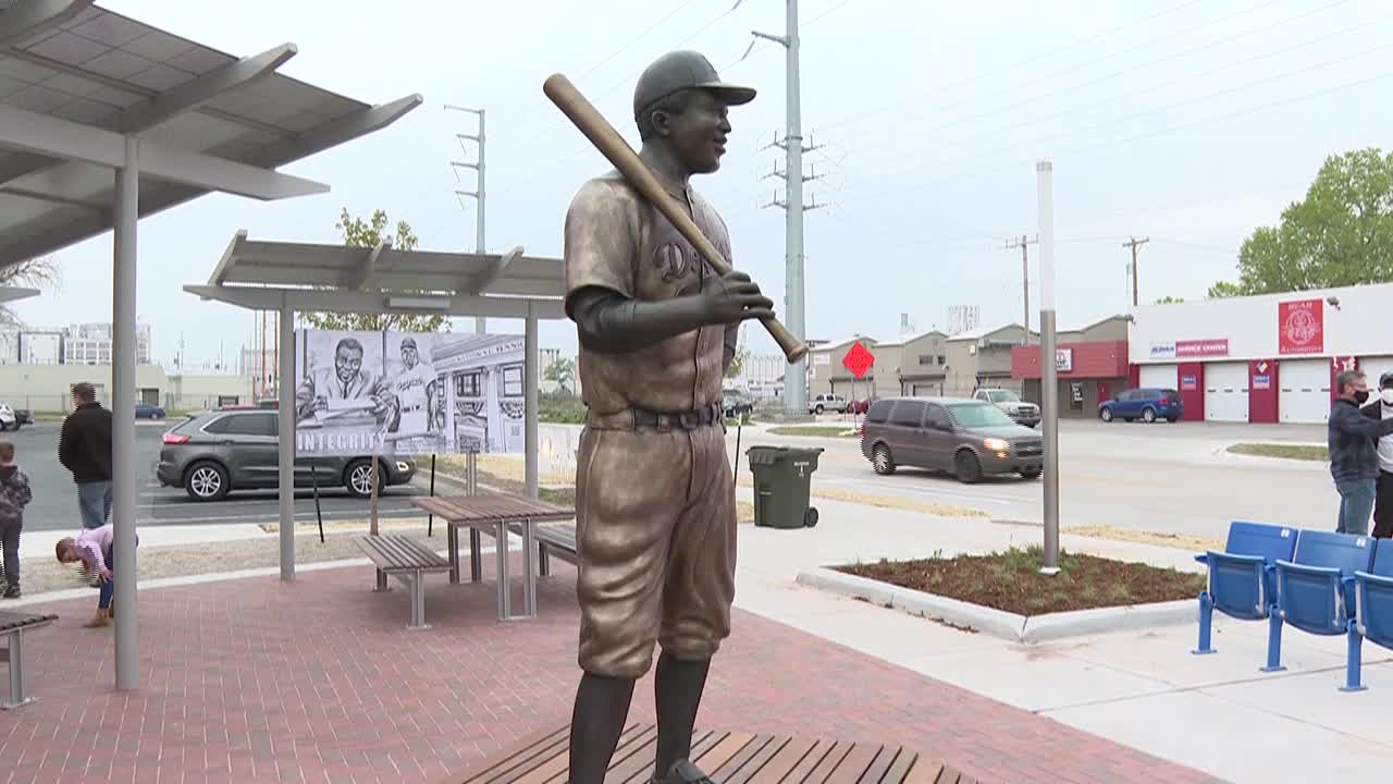 Jackie Robinson Statue Stolen From Youth Baseball Facility In Kansas
