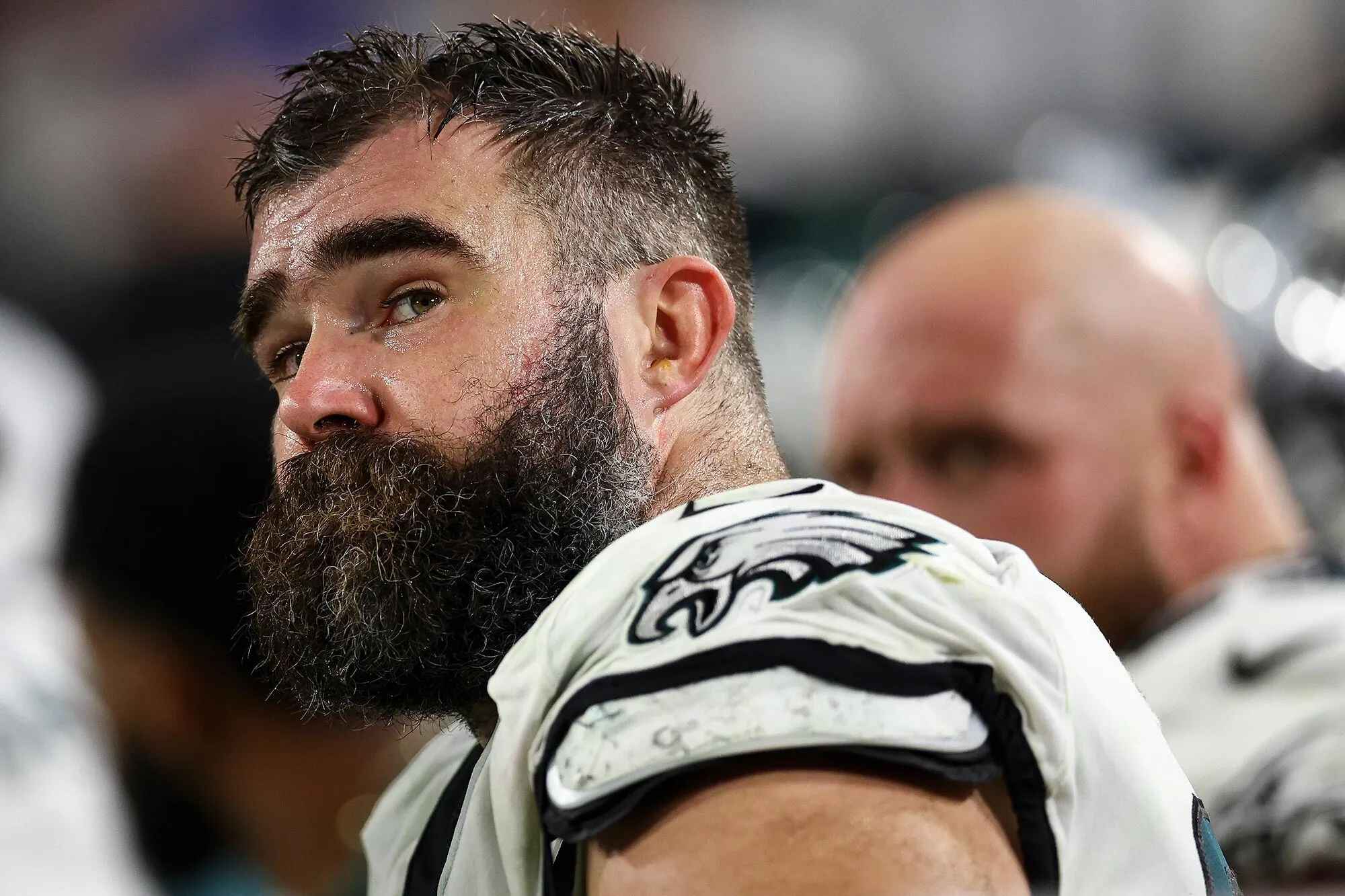 Jason Kelce Surprises McDonald’s Employee With Signed Eagles Jersey