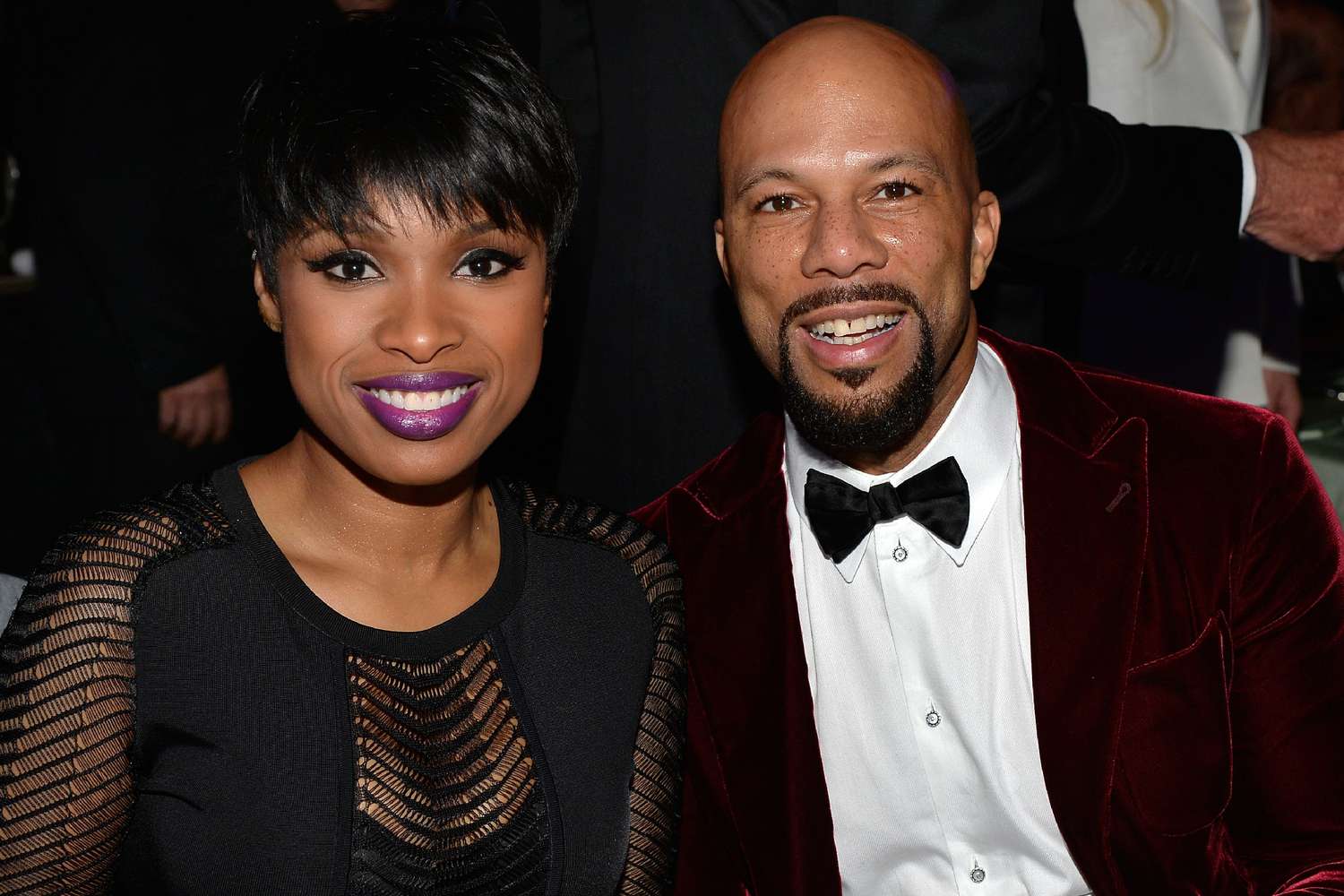 Jennifer Hudson And Common Spotted Holding Hands At Lakers Game