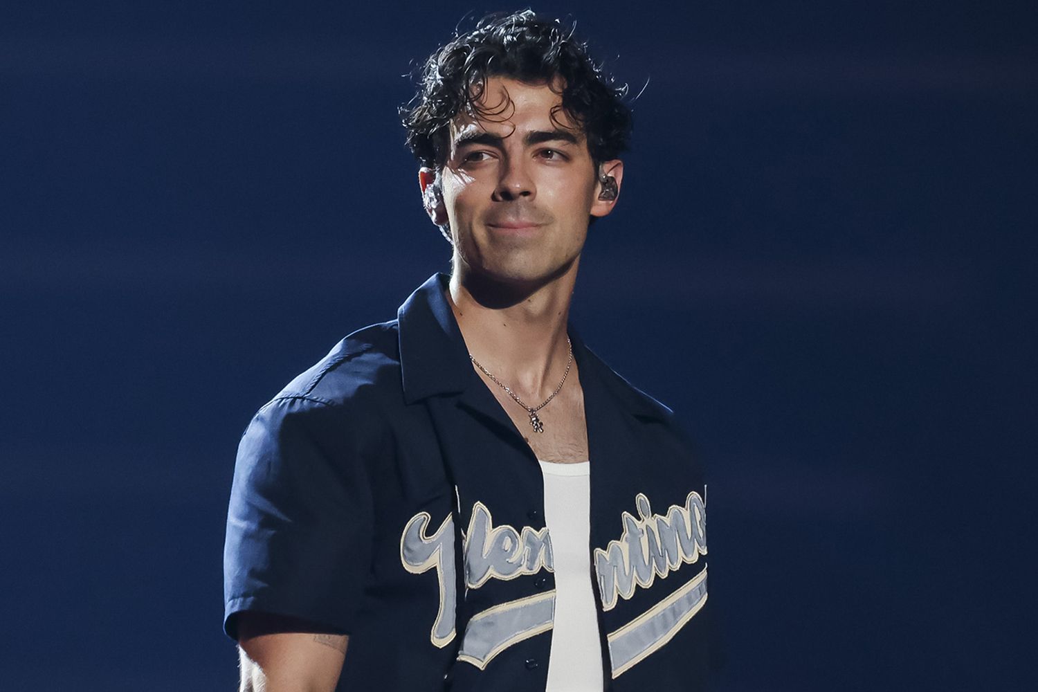 Joe Jonas Sparks Romance Rumors With Model Stormi Bree On Ski Trip
