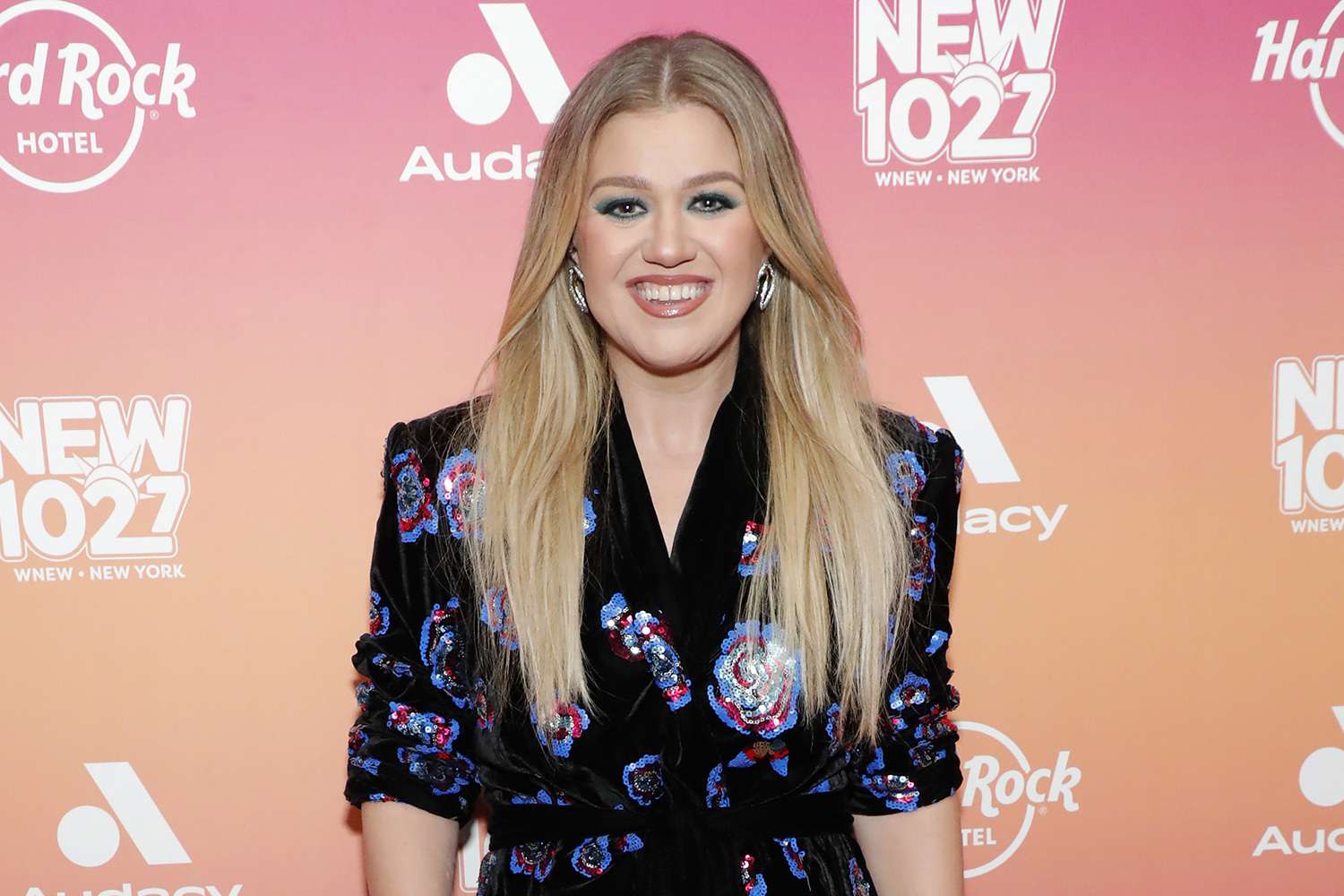 Kelly Clarkson Sets Strict Social Media Rules For Her Kids While They Live With Her