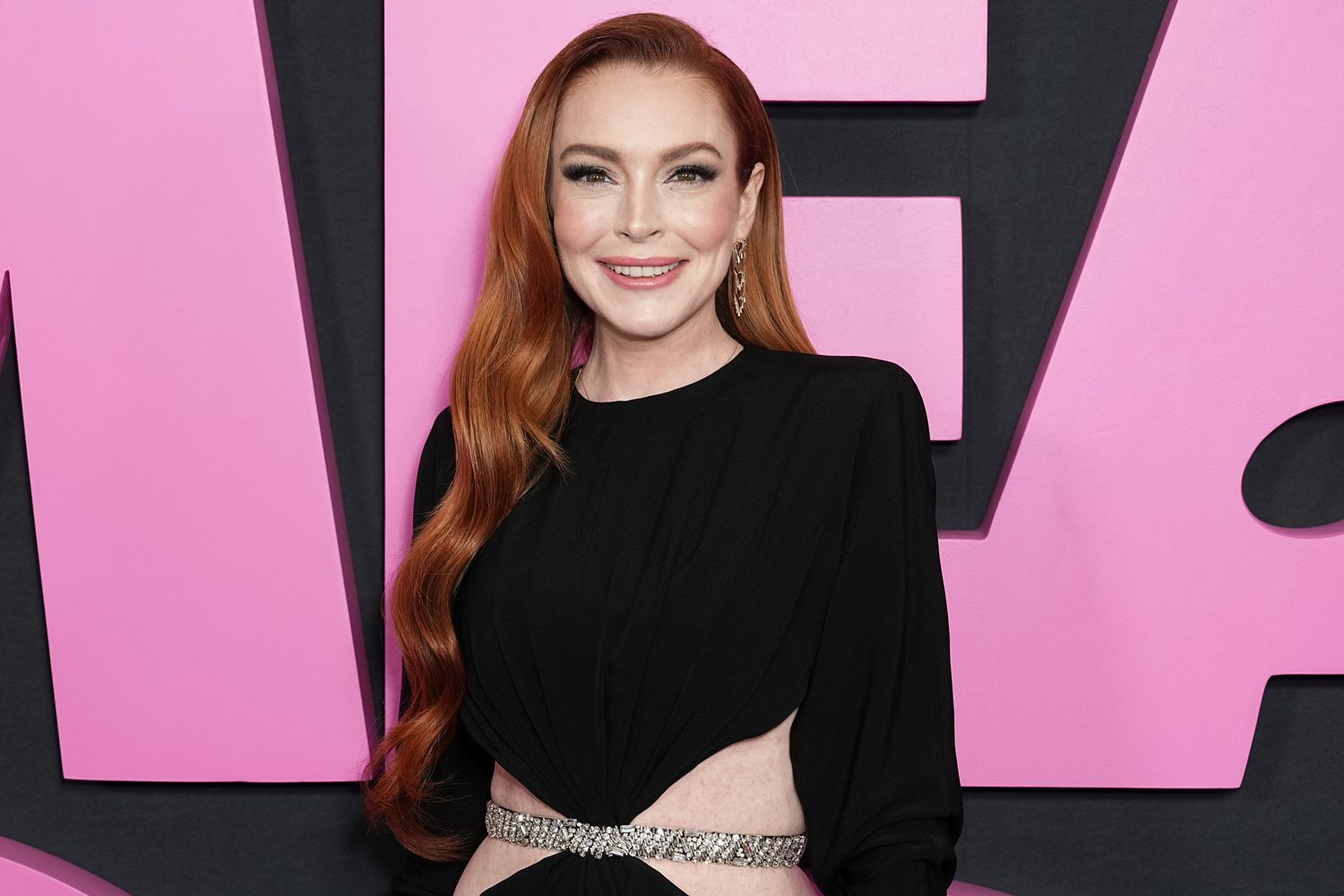 Lindsay Lohan’s Dad Criticizes New ‘Mean Girls’ Movie For ‘Fire Crotch’ Reference