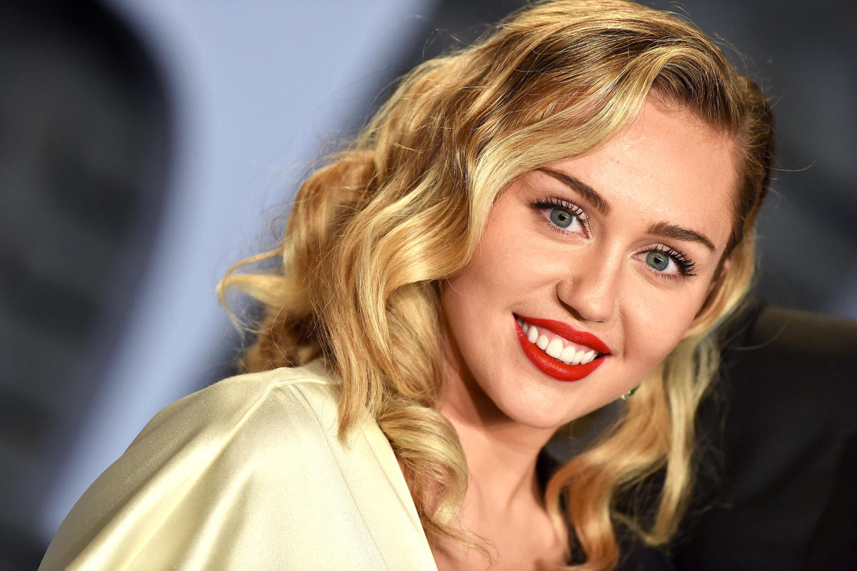 Miley Cyrus’ Alleged Stalker Arrested For Showing Up At Her House With Stuffed Animal