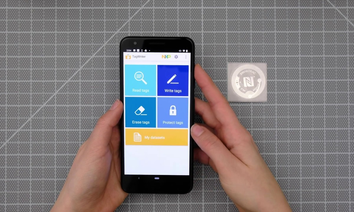Modifying Information: Rewriting NFC Tags Made Easy