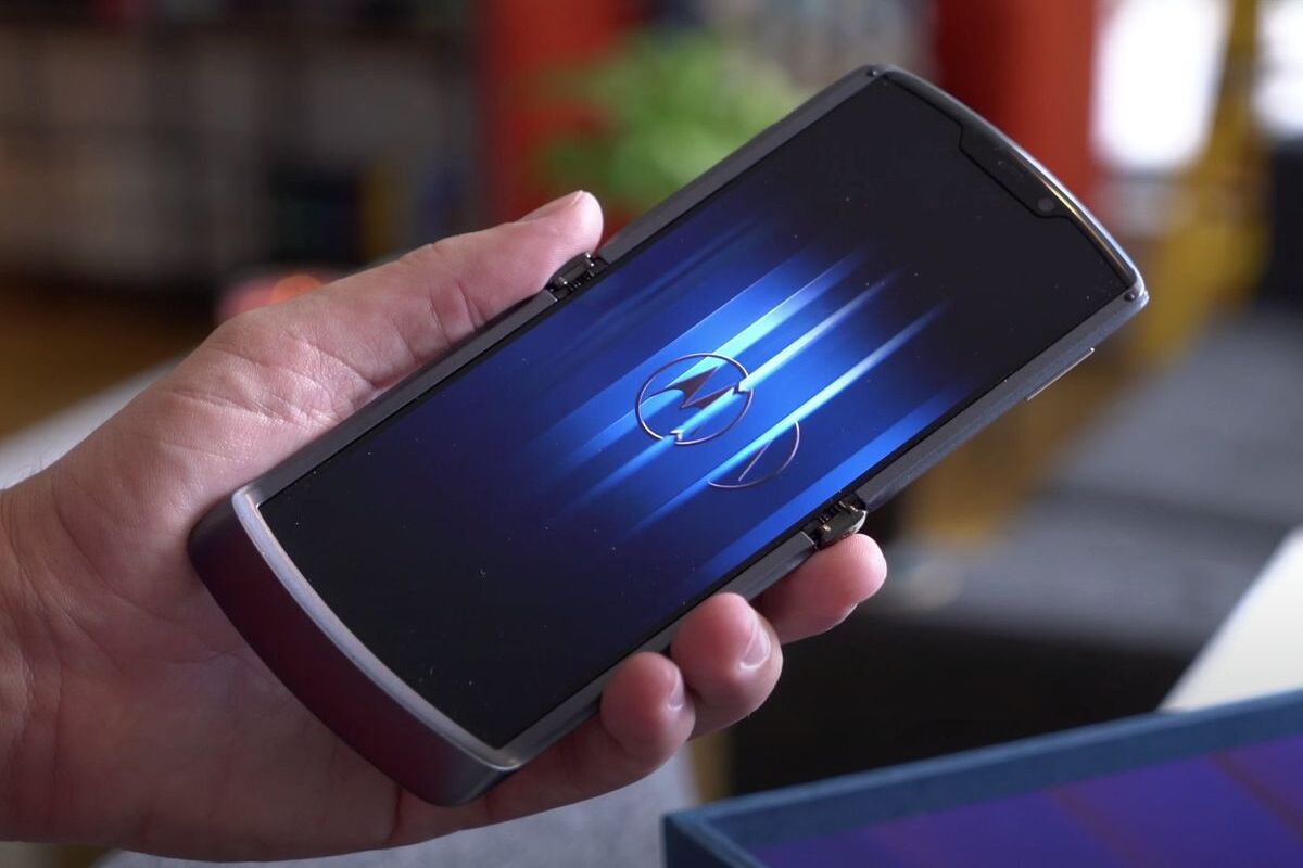 Operating Motorola Razr Flip Phone Without A Sim Card