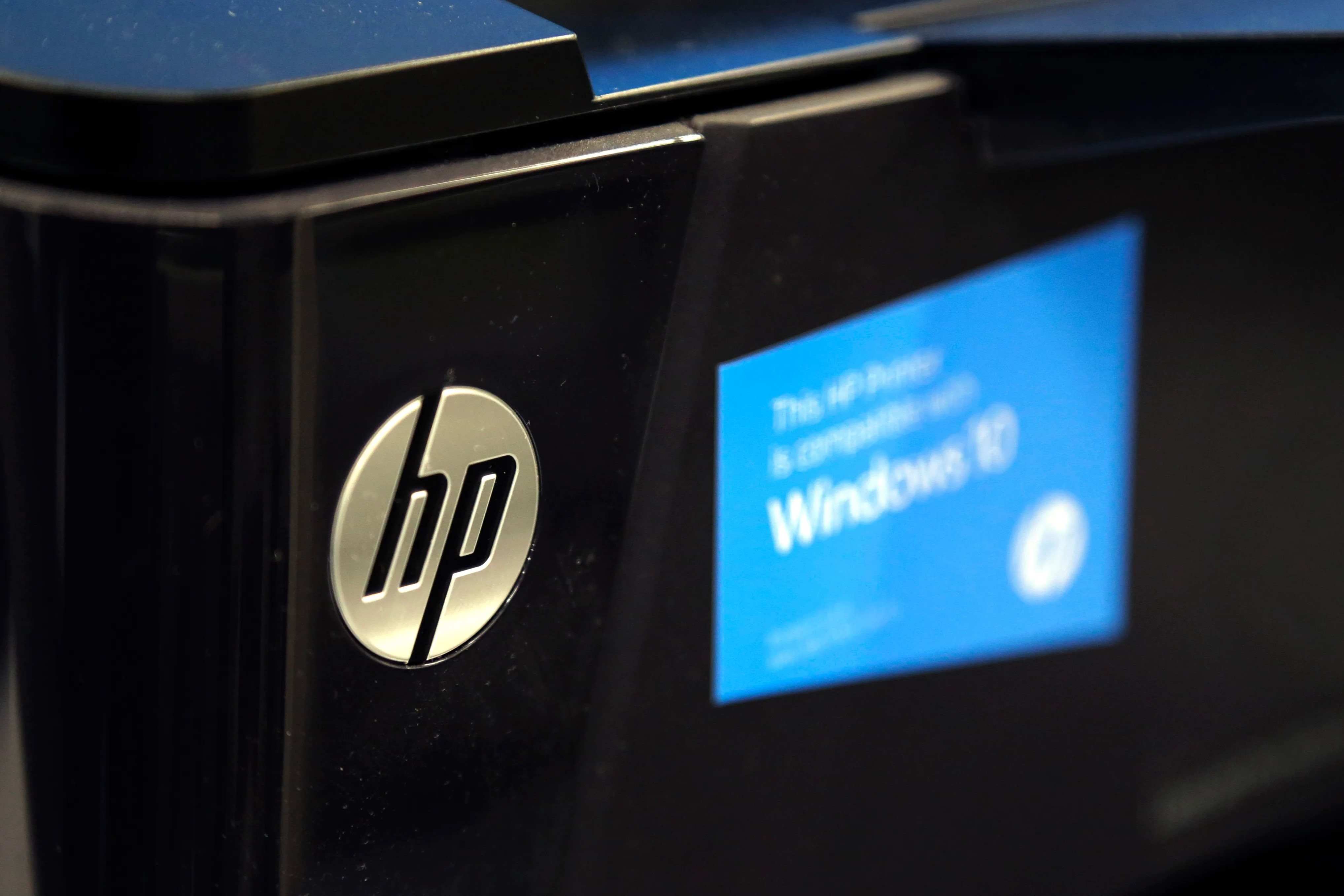 printer-troubleshooting-resolving-a-blinking-blue-light-issue-on-an-hp-printer