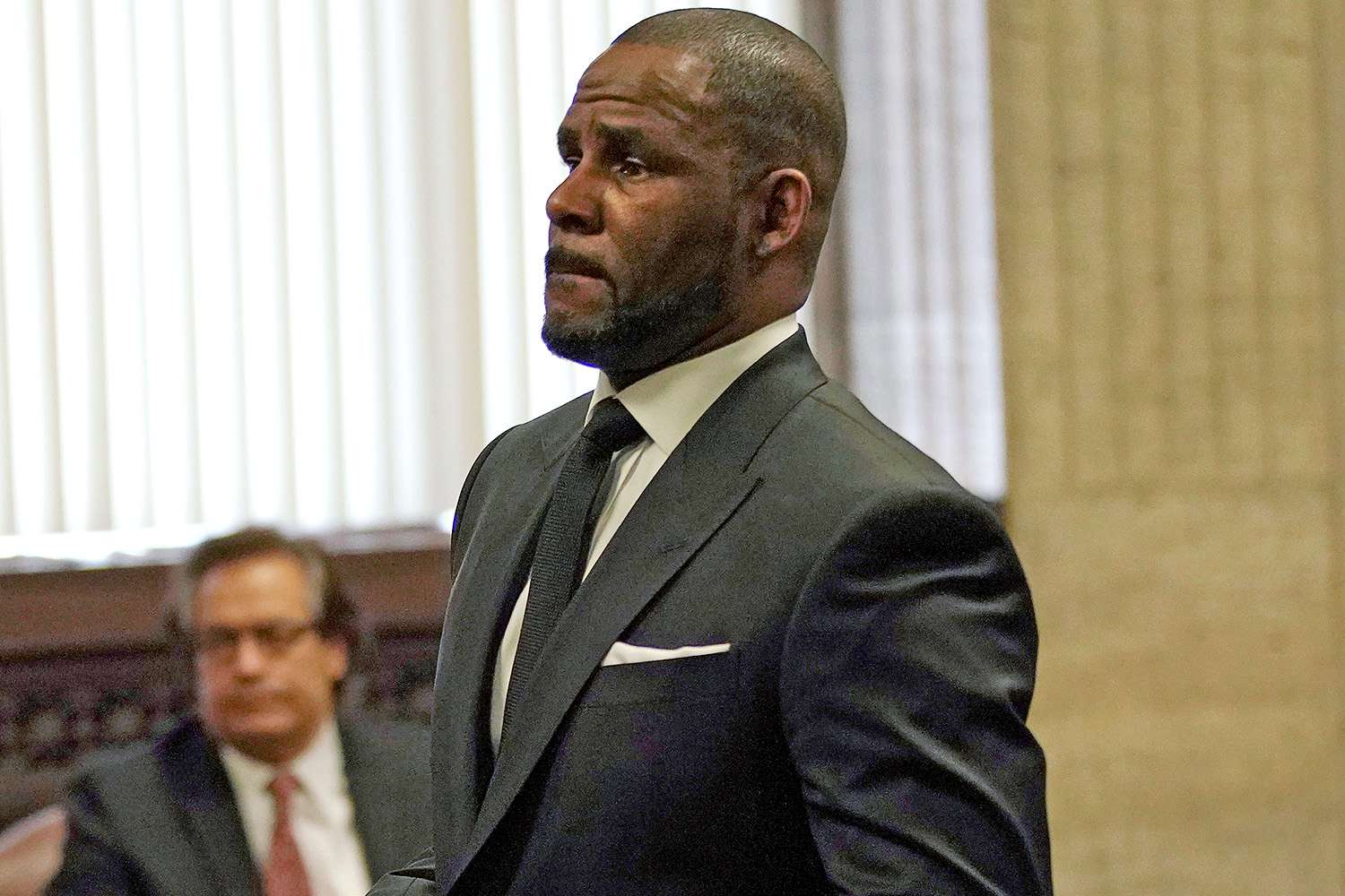 r-kelly-denies-awareness-of-lawsuit-pushes-back-against-10-5-million-judgment